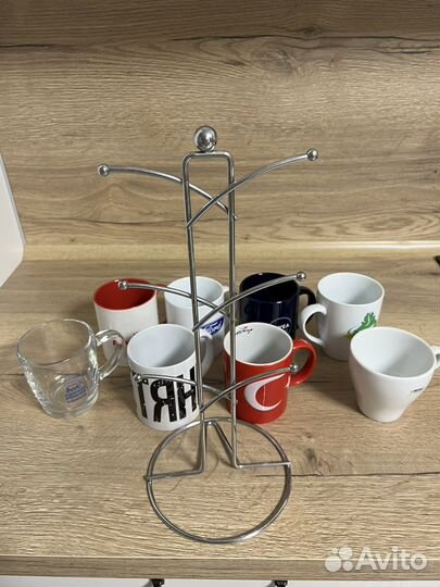 Подставка под кружки и кружки 8 шт