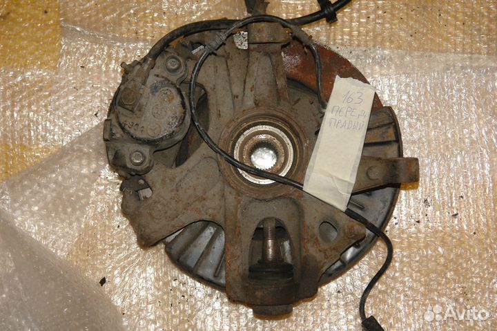 Mercedes ML W163 кулак передний левый и правый