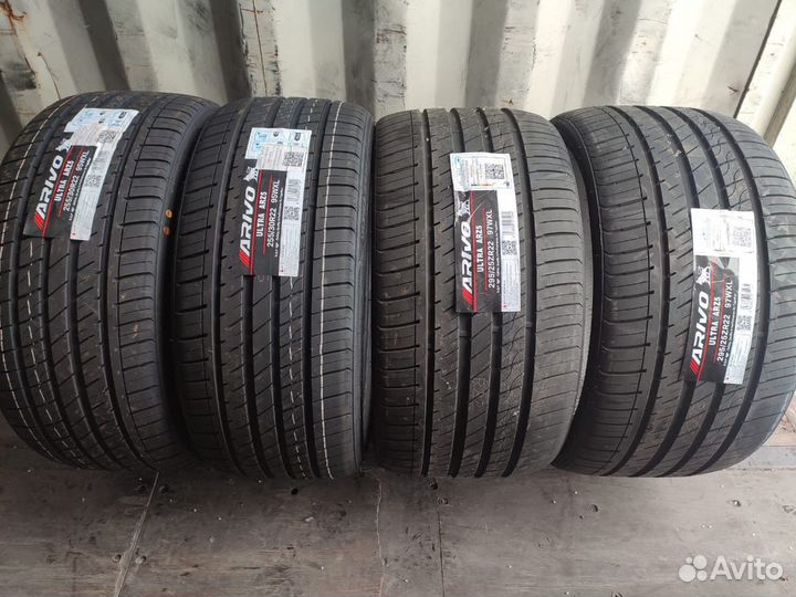 R22 Arivo Ultra ARZ5 295/25, PCD 5x112 DIA 66.6