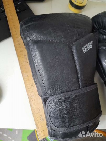 Боксерские перчатки