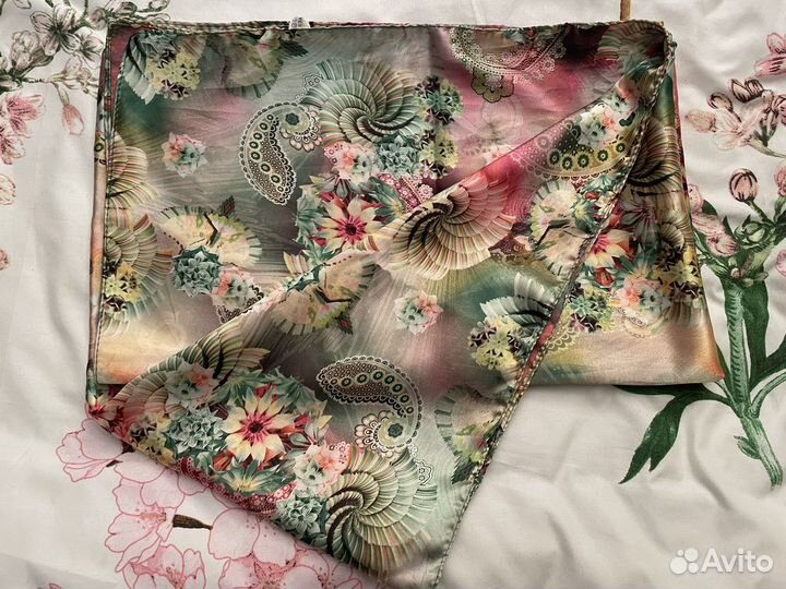 Палантин двусторонний женский новый шелк 70