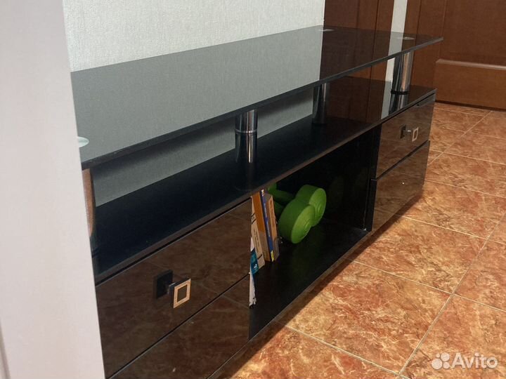 Подставка для телевизора