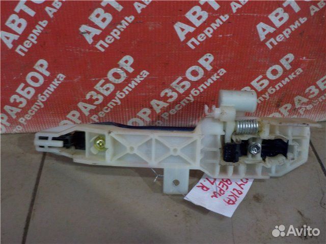 Ручка двери передняя правая Kia Rio 3 S4 G4FC