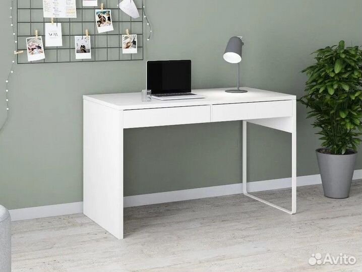 Белый письменный стол как икеа микке (IKEA micke)