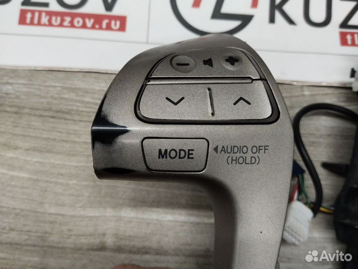 Кнопки руля Camry 40 Оригинал