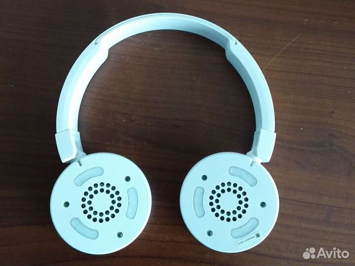 Беспроводные наушники