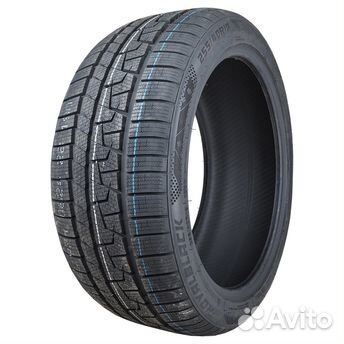 Royal Black Royal Winter UHP 215/50 R17