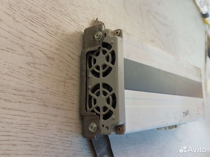 Lexus LX570 Усилитель звука