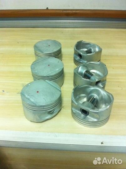 Поршневая Land Rover freelander 2.5 литра V6 бенз