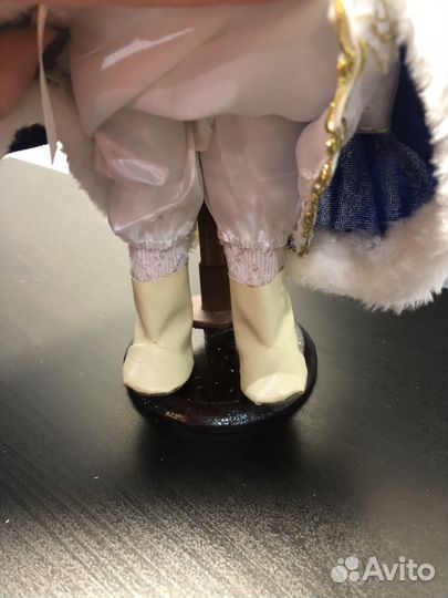 Кукла фарфоровая Снегурочка