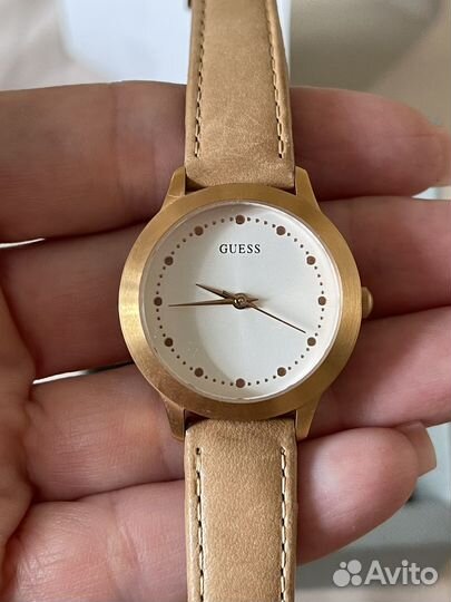 Часы Guess женские