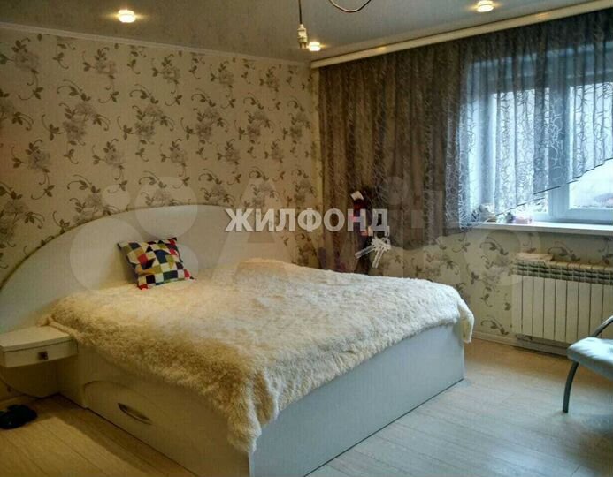 Дом 169,7 м² на участке 4 сот.