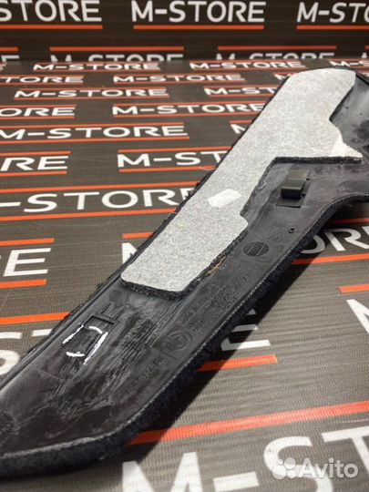 Обшивка салона правая Bmw 5-Series E39 M52B25