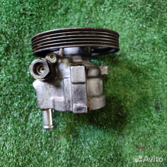 Насос гур Renault Trafic 1.9DCI