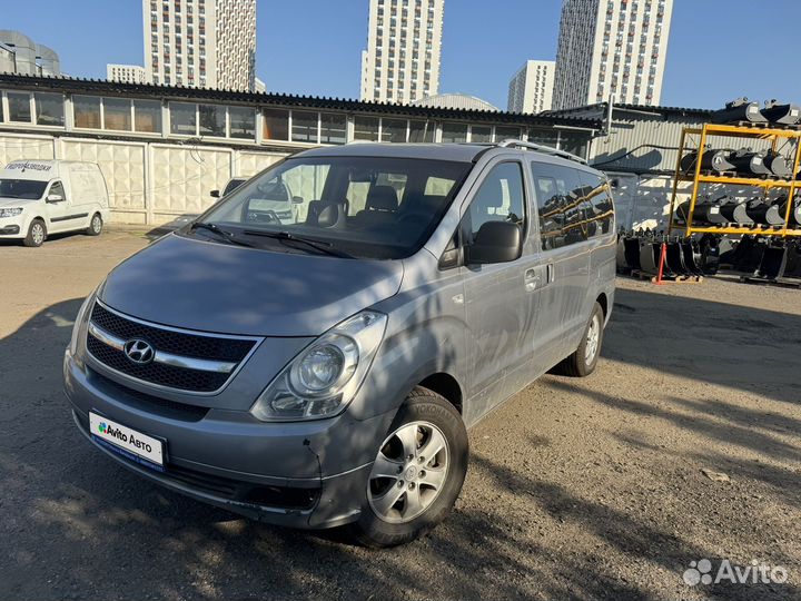 Hyundai Grand Starex 2.5 AT, 2014, 174 645 км