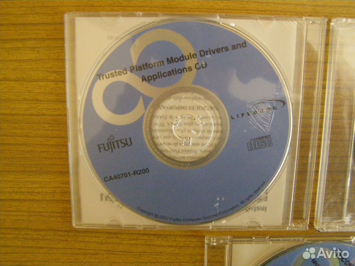 3 диска фирменных программ Fujitsu LifeBook T4220