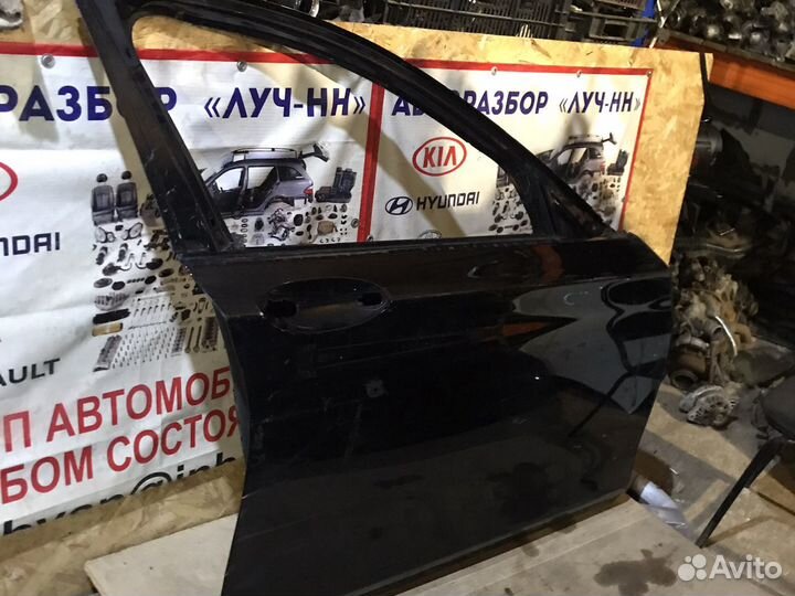 Передняя правая дверь BMW 730