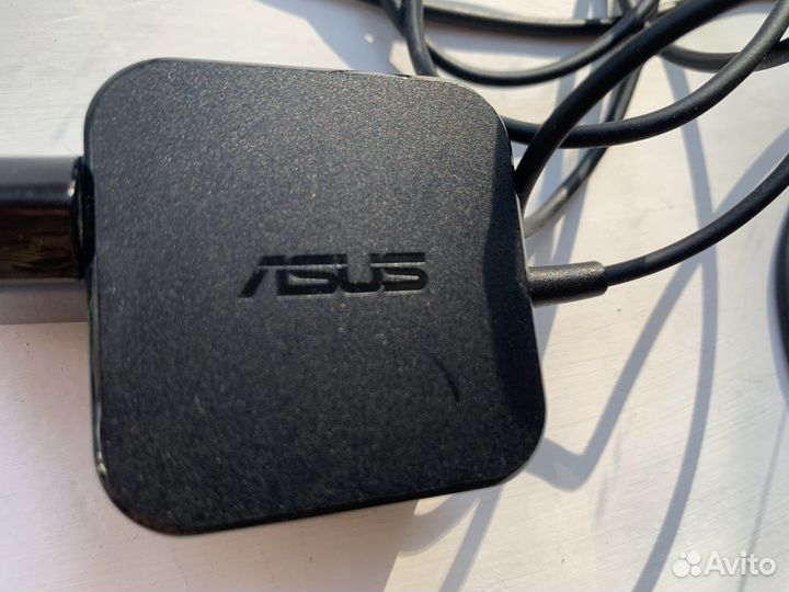Блок питания Asus 19v