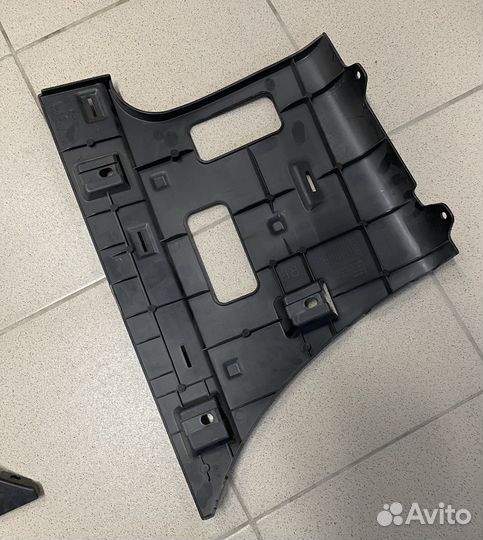 Кронштейн крепления задний L R Nexia