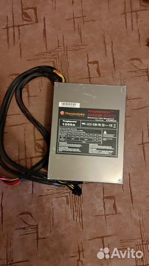 Блок питания Thermaltake Toughpower W0133RE 1200Вт