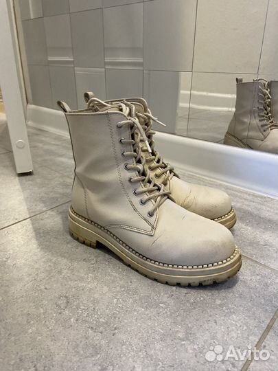 Ботинки белые кожа