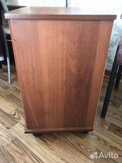 Тумба под телевизор бу