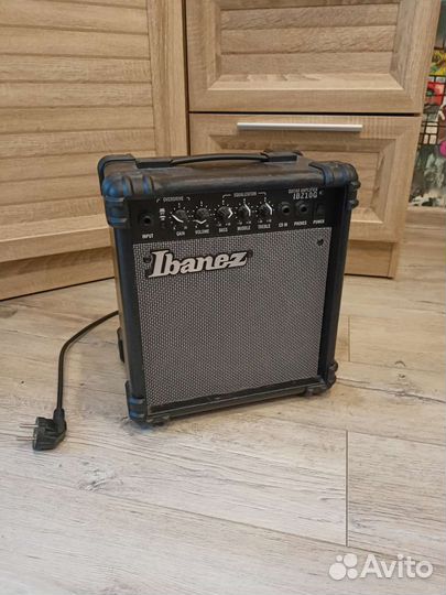 Комбоусилитель ibanez