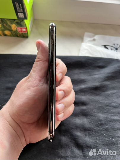Apple iPhone 10 256gb в идеальном состоянии