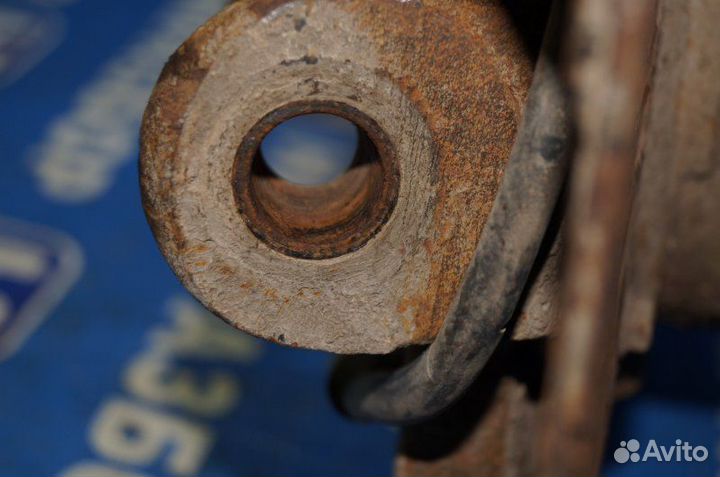 Кулак поворотный передний правый Vortex Tingo T11