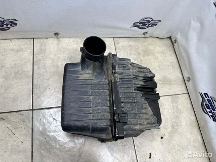 Корпус воздушного фильтра Peugeot 307 хетчбек KFW