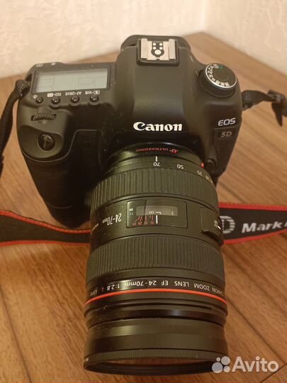 Зеркальный фотоаппарат Canon 5d mark II