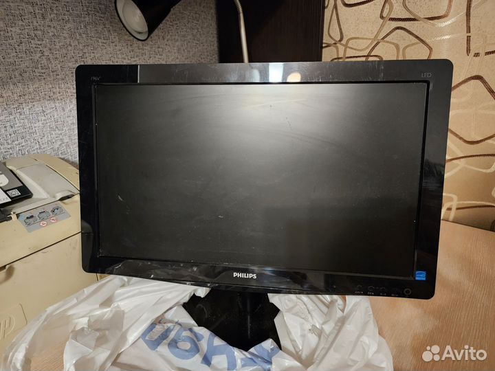 Монитор Philips