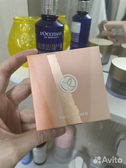 Пудра хайлайтер Yves Pocher новая