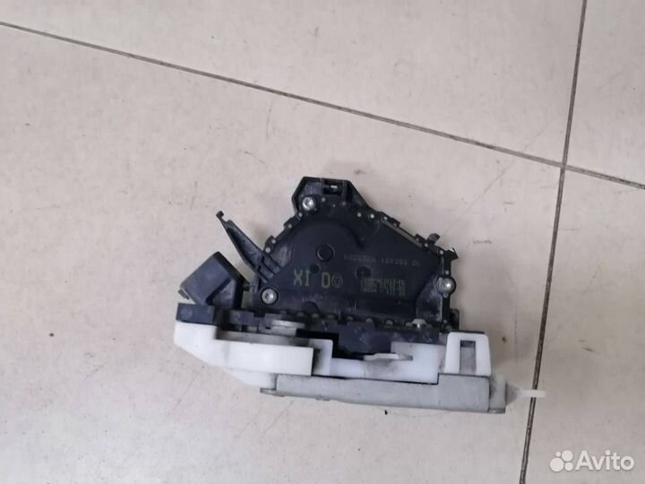 Замок двери передней левой Ford Mondeo 3 2000-2007