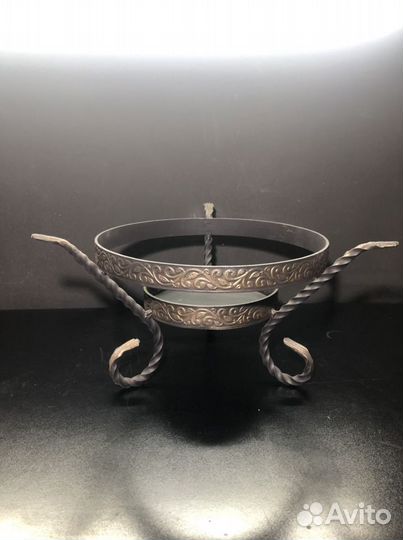 Кованная подставка