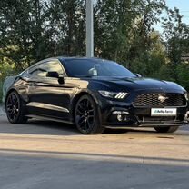 Ford Mustang 2.3 AT, 2017, 56 000 км, с пробегом, цена 2 690 000 руб.