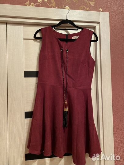 Платье женское