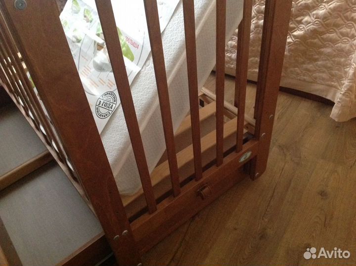 Детская кроватка с матрацом 120*60