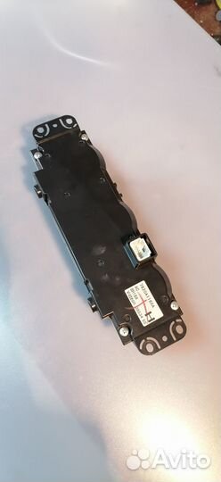 Блок управления отопителя и кондиционера Mitsubish