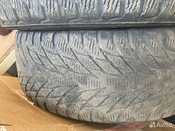 Nokian Tyres Hakka V 215/60 R16