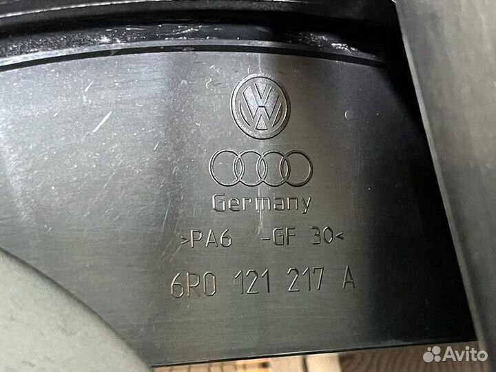 Диффузор радиатора Volkswagen Polo седан 1.6 2012