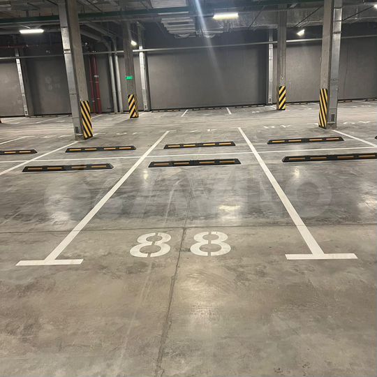 Машиноместо, 17 м²