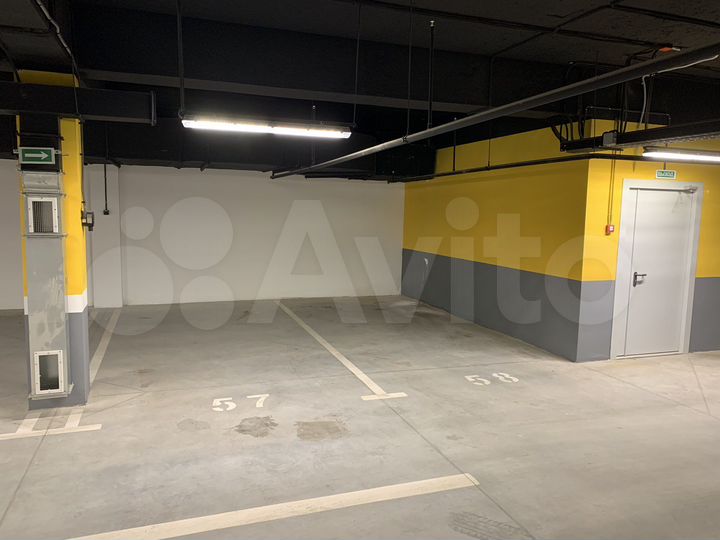 Машиноместо, 14 м²