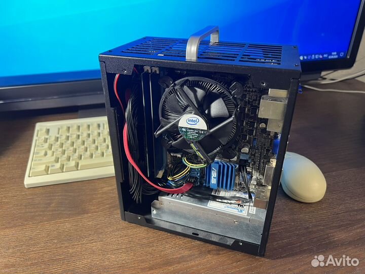 Компактный компьютер mini itx