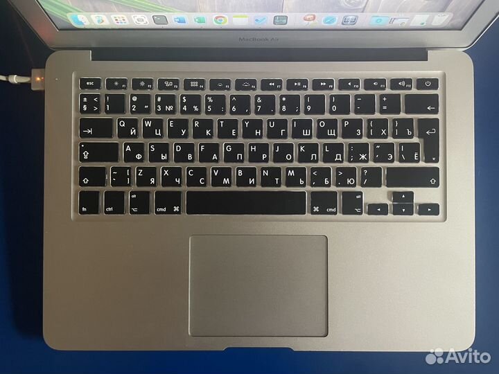 Macbook air 13 2017 8Gb