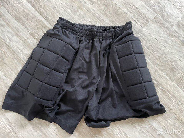 Вратарская футбольная форма