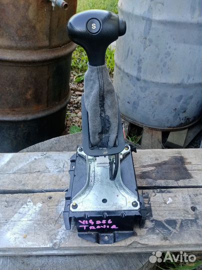 Рычаг переключения АКПП субару травиг