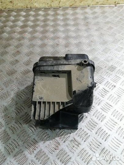 Корпус предохранителей Fiat Albea 350A1000 2011