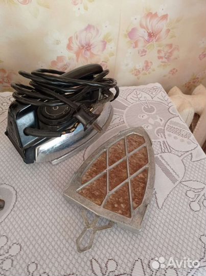 Утюг с подставкой СССР