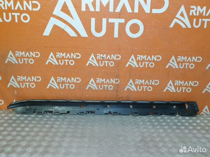 Каркас подножки левый Toyota Land Cruiser 200